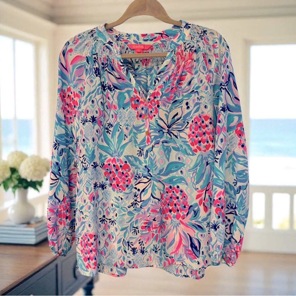 NWOT Lilly Pulitzer Elsa Silk Top - Picture 3 of 7